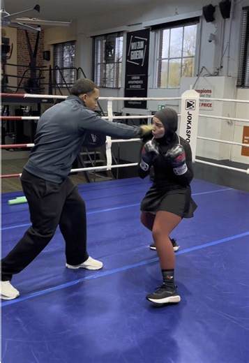 #boksen #personaltrainer #techniek #boxing #utrecht #rotterdam #boxing🥊 #boxingtraining #boks #boksen🥊 #training #sport #sportslover #sportief #fitgirl #fitgirlsnl #hijabi #fithijabi #hoofddoek #hijab #fitmuslima #muslimah #muslima #nederlands #marokkaans #marokko #fyp #viral #snelheid #speed #explosief #explosive #discipline #goal #goals #dedicated #sportslovers #hijabifashion #hijabinspiration #hijabigirls #moslima #sportief #ladiesonly #sportschool #coach