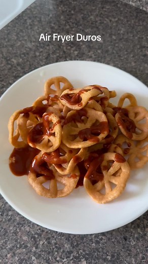 Air fryer duros make for an easy and quick snack #duros #airfryerduritos #duritos #duritosmexicanos #mexicansnacksarebomb #mexicanfoods #snacktime #airfryerrecipes #recetasfaciles