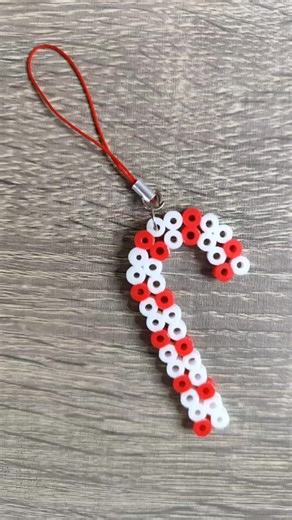 Adornos Navideños en Hama Beads: Crea Figuras Únicas
