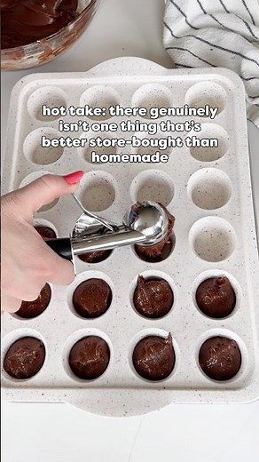 Homemade just hit different… and these brownie bites are no exception 🔥 #browniebites #chocolate