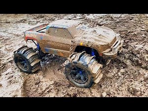 MUDDY XMAXX FREESTYLE w/ PADDLE TIRES - BOUNTY HOLE & MUD BOGGING | RC ADVENTURES
