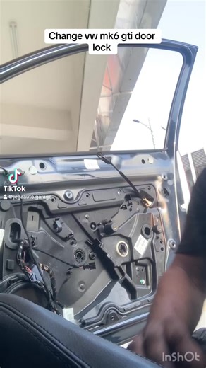 VW MK6 GTI change power windo door lock. #vw #vwgti #vwmk6 #mercedes #mercedesbenz #repair #audi