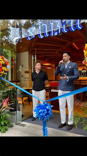 🇹🇭 LOOK: New Thai restaurant Sabai officially opened on October 27 at Shangri-La The Fort, BGC Guests enjoyed authentic Thai dishes such as crispy fermented pork, braised pork belly with five spices, spicy dry fish broth with bangus, and crispy catfish flake salad — capped with a refreshing dessert of water chestnuts in coconut milk. Among the guests was Ambassador of Thailand to the Philippines Makawadee Sumitmor, joined by Thai diplomats and members of the media. #ManilaBulletinLifestyle | M