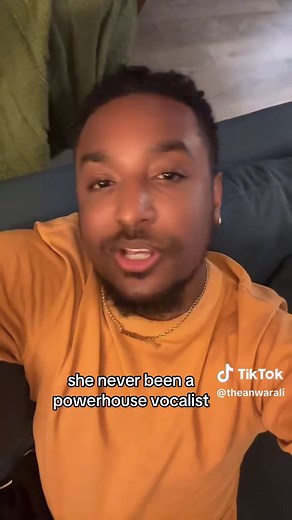 Macy Gray Delivers a Stunning National Anthem Performance