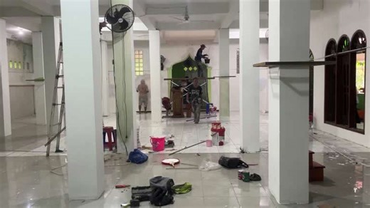 Indonesia police find possible explosive powder in mosque blasts