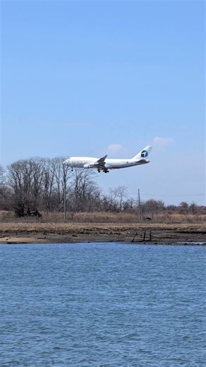 Challenge Airlines Boeing 747-400F - 8K