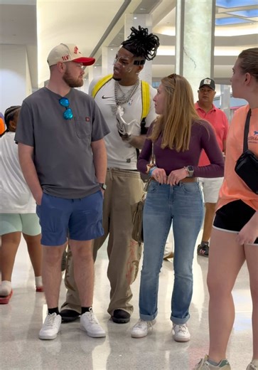 DeeloDoItAll (@deelodoitall2)’s video of In My Room