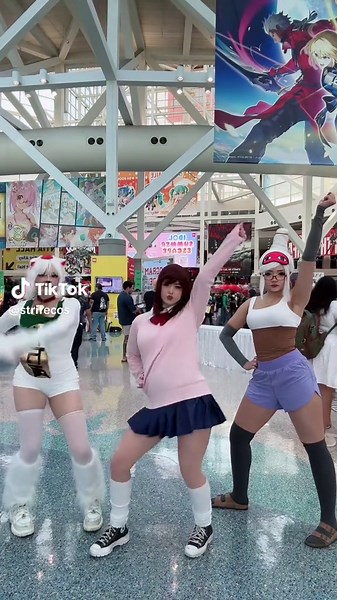 Dandadan Cosplay Highlights at Anime Expo 2023