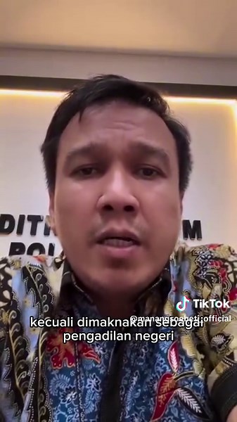 Part 1, Karena lagi rame masalah MATEL, maka saya posting ulang video lama saya untuk edukasi bersama🔥🚨👮‍♀️ Kalo punya hutang cicilan harus dibayar, kalo tidak sanggup bayar bicarakan baik2.. para debt colector jangan coba2 memaksa debitur atau pemilik kendaraan dengan ancaman kekerasan atau kekerasan untuk menyerahkan kendaraannya, harus ada putusan pengadilan untuk itu🔥🗿👮‍♀️🚨 Tugas debt colector hanya mengingatkan atau menagih hutang secara baik, bukan dengan kekerasan atau ancaman keke