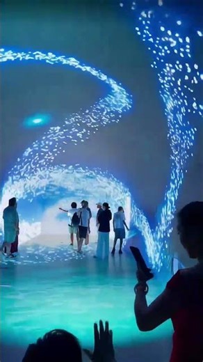 😱 you never seen these types of light shows#venturevivid #museum #ytshorts #viral #shorts