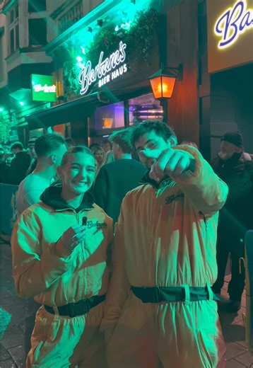 Super Bowl Predictions from Barbara's Besties