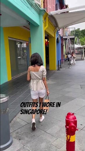 How to Look Chic in 90% Humidity: Singapore Outfits #singapore