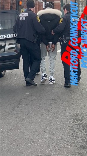 Hartford Police Make Arrest | Raw Connecticut Street Footage 🚔