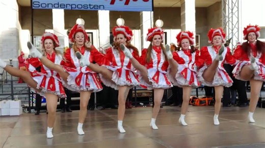 美国女大：美国大学女子「加尔德坦兹 / 卡纳瓦尔舞」| 大洋马|女大学生 | 短裤 | 专业 |美式衬衫/学院派/学生妹/短裙