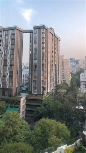 Pavan Visawadia | Real Estate made Simple on Instagram: "4BHK Exclusive Residence for sale, details • Santacruz West • 4 Bedroom • 4 Bathrooms • Kitchen • A deck • RERA Carpet area : 1515 Sq Ft • Ceiling height - Approx 12ft • 2 Residence each floor • Multiple Floor options available • OC Received • 0.82 Acres land parcel • Freehold land • Gas pipeline installed • 3 Basement + Ground + 15 Storey Building • 3 Elevators • Double height lobby • Ready to Move in • Amenities : * Yoga deck * Gymnasium