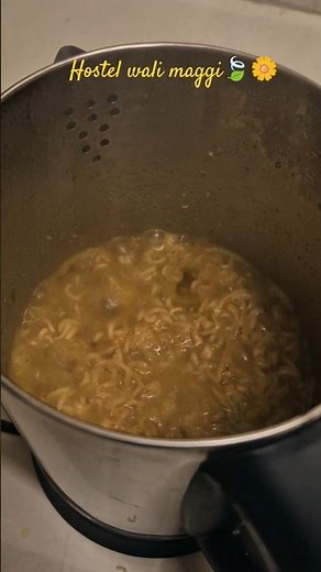 hostel wali maggi#dailyvlog#vlog#hostellife#maggi#maggirecipe #ytshorts #minivlog #love