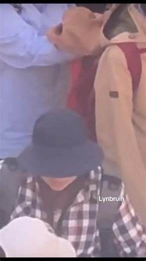 Pickpockets in Lisbon #pickpocketalert #pickpocket #pickpocketing #fypシ゚ #tourist #scary | Lyn Bruin