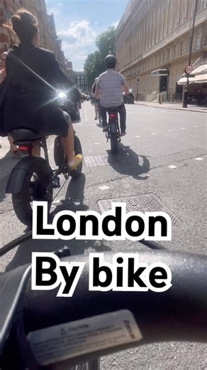 WATCH 👀 London by bike #london #bike #cycling #shorts