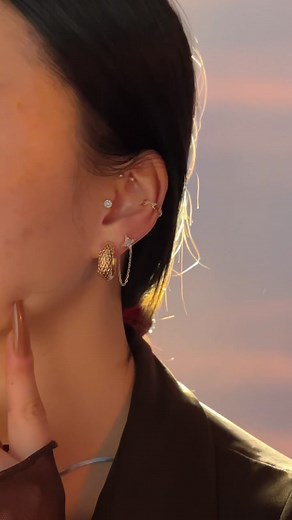 Are you earrings all gold?#earrings #goldjewelry #collication