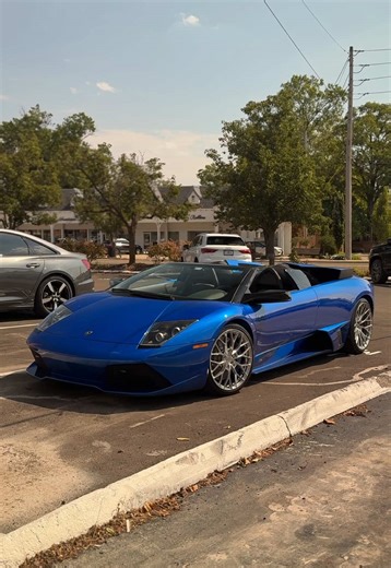 Stunning Blue Lamborghini Murcielago Showcase