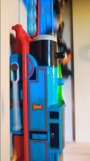 thomas pulling annie and clarabel