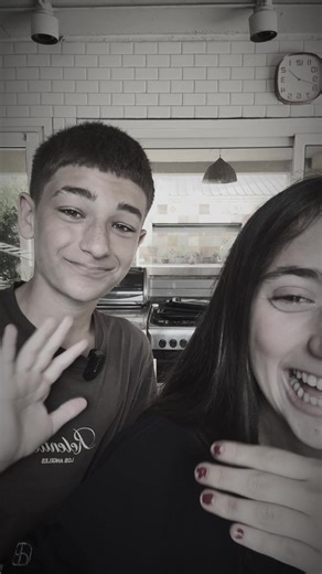 VIDEAZO CON MILITO, COCINANDO BROWNIE @milozeuslis.ok #fyp #cocina #humor #mejoresamigos #foryou