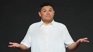 'Modern Family': Manny's Paternity Called Into Question