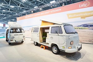 VW Combi T2 : le camping-car à 400.000 briques !