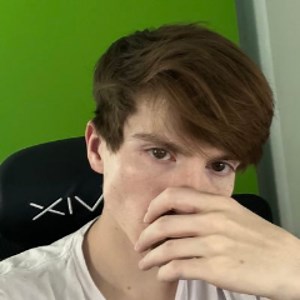Bloo - Twitch