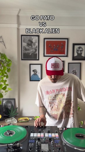 Go Pato Vs Black Alien: The Ultimate Rap Mashup