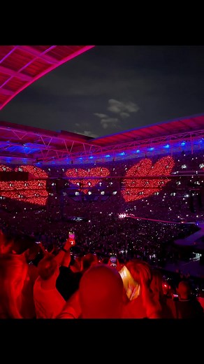 Speed of Sound Coldplay 2025 Music of the Spheres World Tour Rotational song #coldplay #speedofsound #london #2025 #vi @coldplay
