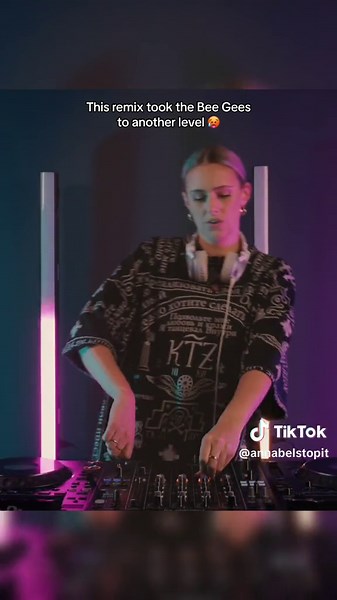 Stayin' Alive Remix - Bee Gees Baile House Remix