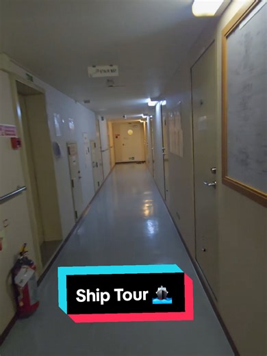 Explore the Inside of a Ship: A Unique Tour Experience