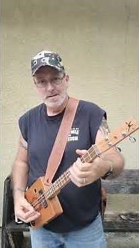 Cigar Box Guitar - Swampy Riff Lesson