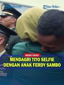 MOMEN MENDAGRI Tito Foto Dengan Anak Ferdi Sambo Usai Upacara Prasetya Perwira TNI dan Polri