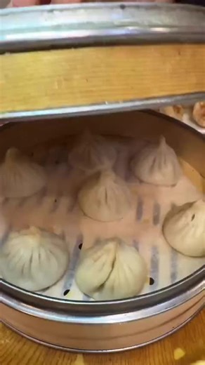 There’s no better way to enjoy a meal than with a steaming plate of dumplings made just for you. Whether you’re here for a quick snack or a full meal, Lee’s Dumpling House has something for every craving. Join us and savor the unique flavors that make our dumplings so irresistible. Trust us – once you try them, you’ll be hooked! 😋🥢 🥟 Made fresh, made with love. 👉 www.leesdumplinghouse.com ** Order from our website, enjoy in store pricing.** Lee’s Dumpling House 📍399 Old Orchard Grove, Unit 