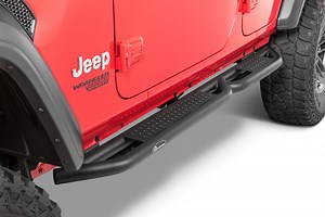 Quadratec  QRC Side Armor with Step for 18-24 Jeep Wrangler JL Unlimited 4-Door