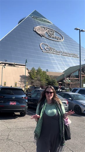 Exploring the Bass Pro Shops Pyramid on Vacation
