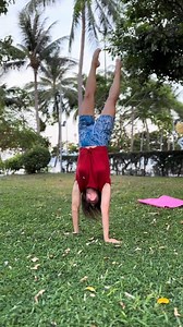 Deep Stretching Yoga....🧘‍♀️ #YogaForFlexibility #DeepStretch #YogaFlow #FullBodyStretch | Yoga Moments