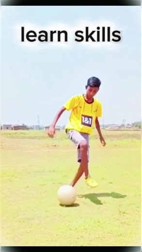 How to Do a Perfect Pull Back in Football ⚽ | Easy Tutorial for Beginners