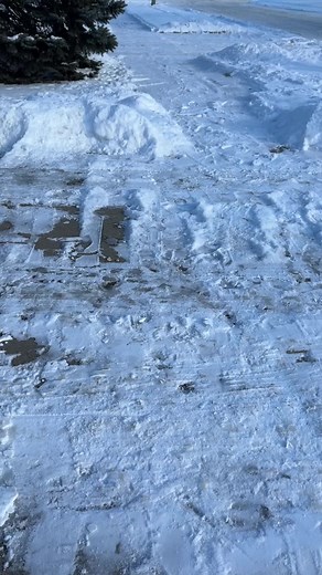 Effective Tools for Clearing Snow and Ice: The Ice Scraper and Shovel Combo