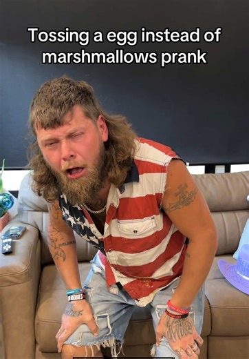 Marshmallow Egg Toss Prank: Hilarious Couples Comedy