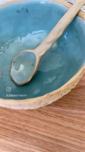 Wendy Lane on Instagram: "Ooh I love how this glaze turned out on this bowl and spoon 😍 Sometimes less is more, with less glaze and more texture on raw vitrified clay ❤️ . . . . Music from #Upbeat (free for creators) https://uppbeat.io/t/vens-adams/road trip-back-to-the-80s License code: 3DR7KH4FA2JPRKEV #bohochic #reels #boholuxe #viral #trending #instagood #ceramics #pottery #locallymade #handmade #instagram #handmadegifts #interiorstylist #ceramicartist #handmadepottery #rustic #bohohome #ta