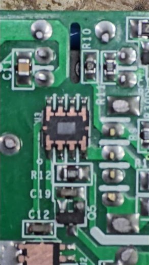 The view inside the IC.....#smartphone #hardware #automobile #electronics #tools