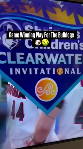 Game Winning Play For The Bulldogs 🐶🥎 #softball #collegesoftball #softball #sports #top10