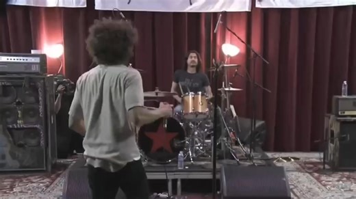 Killing In The Name - Rage Against The Machine Live BBC Radio Christmas Number 1. 2009 #rageagainstthemachine #rageagainstthemachinebr #ratm #christmasnumber1 #fyp | Rage Against The Machine Brasil