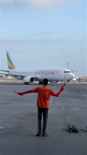 Marshalling Ethiopian Airlines Boeing 737 MAX 8