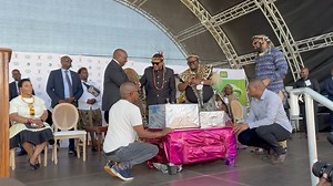 Ike yabangwa bo nansi Microphone 😂😂😂😂😂 | Real Nqubeko ndlela kwanongoma osuthu