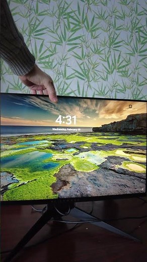 Alienware 25 FHD 1080p Gaming Monitor - AW2518H NVIDIA G-Sync 240Hz Refresh 1ms Esports
