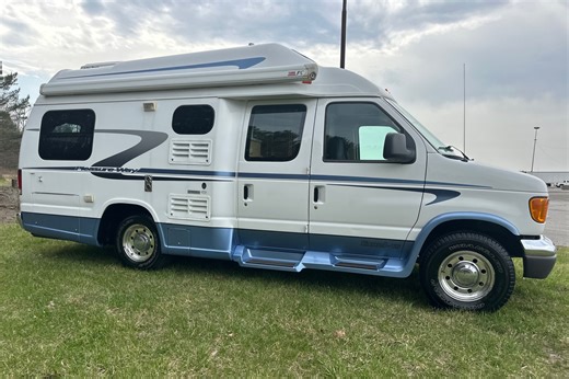 13k-Mile 2006 Pleasure-Way Excel TS Motorhome